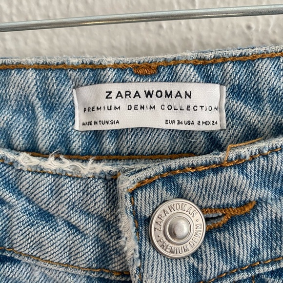 Zara Women’s Premium Denim, High Waisted Split Hem Size 2 Light Wash - Picture 6 of 9